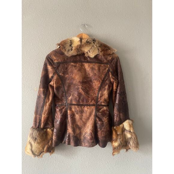 Cache Faux Fur Jacket - Picture 6 of 7